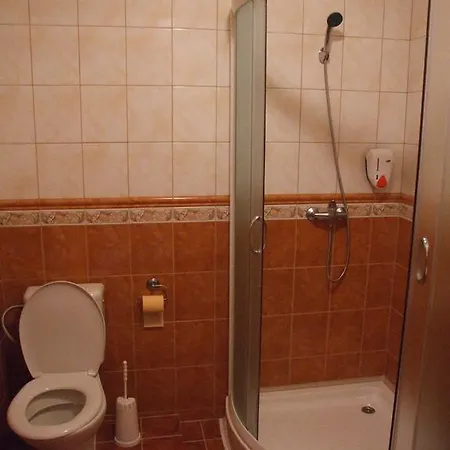 Julkin Dvor 3*
